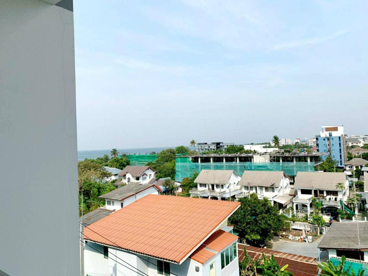 Sweet Seaview Flr6 With Toproop Pool Flr7 At The Blux Apartment