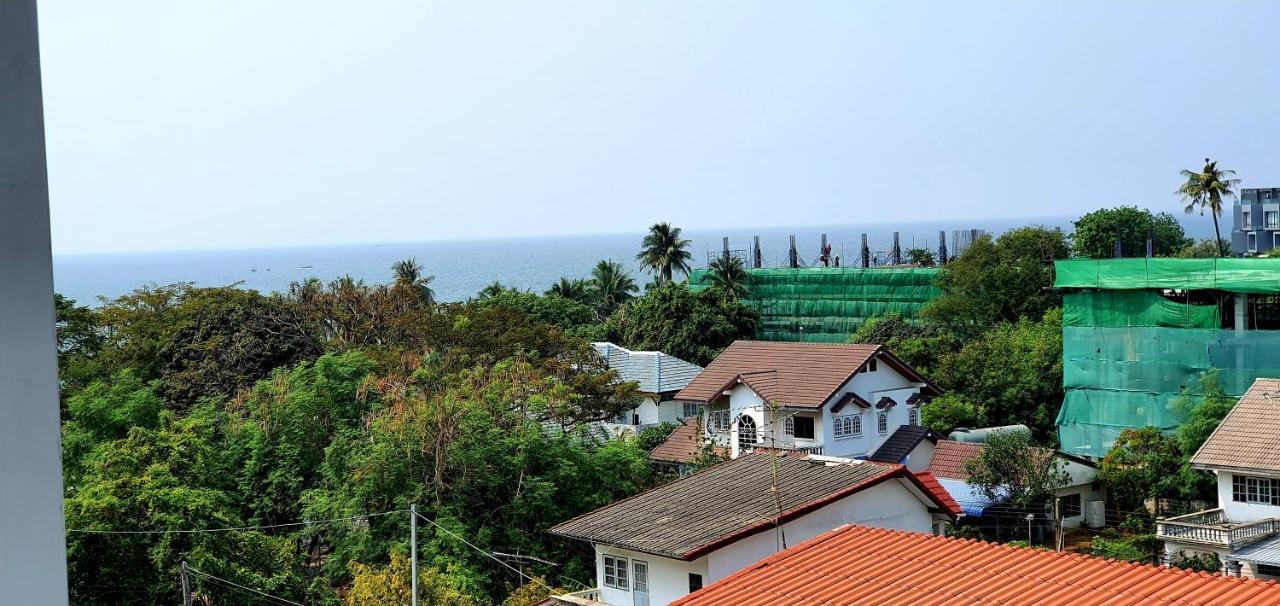 Sweet Seaview Flr6 With Toproop Pool Flr7 At The Blux * Bang Saen