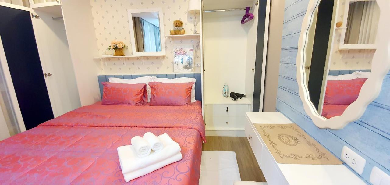 Apartment Sweet Seaview Flr6 With Toproop Pool Flr7 At The Blux Bang Saen